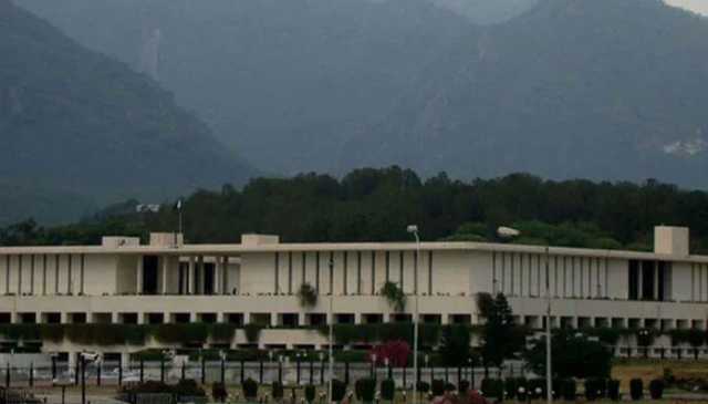 وفاقی دارالحکومت اسلام آباد میں افسران کے تقرر و تبادلے