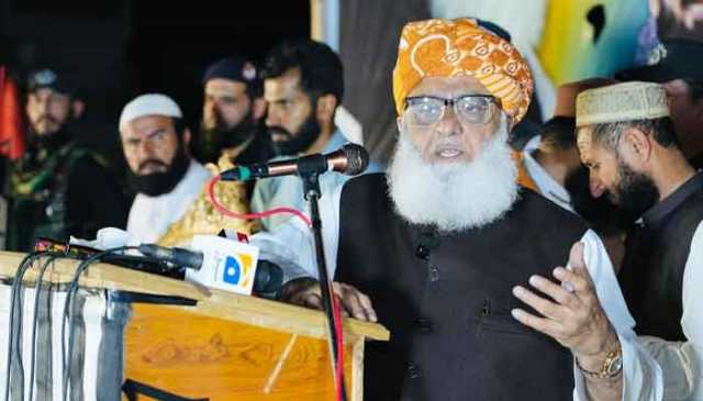 آئینی ادارے اپنی حدود میں کام کریں، یہی جمہوری نظام کی بقا ہے، مولانا فضل الرحمان