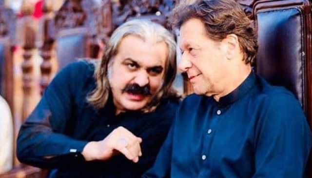 علی امین گنڈا پور زیادہ عرصے وزارت اعلیٰ پر نظر نہیں آرہے، فیصل واوڈا