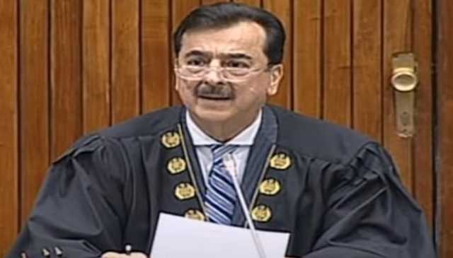 چیئرمین سینیٹ نے اعجاز چوہدری کے پروڈکشن آرڈر کا معاملہ استحقاق کمیٹی کو بھیج دیا